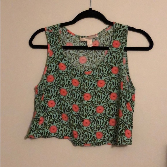 Top - Picture 1 of 2